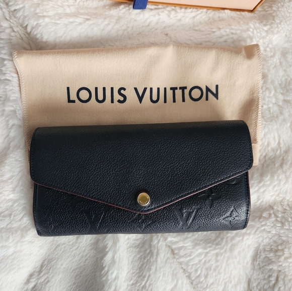 Louis Vuitton Women's Portefeuille Wallet in Navy Blue - Picture 3 of 8